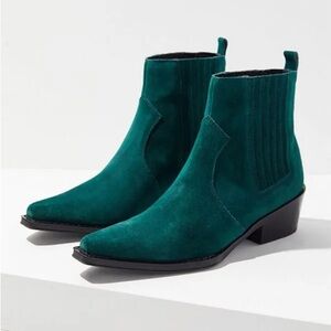 Calvin Klein Green Barbara Ankle Boots / Booties